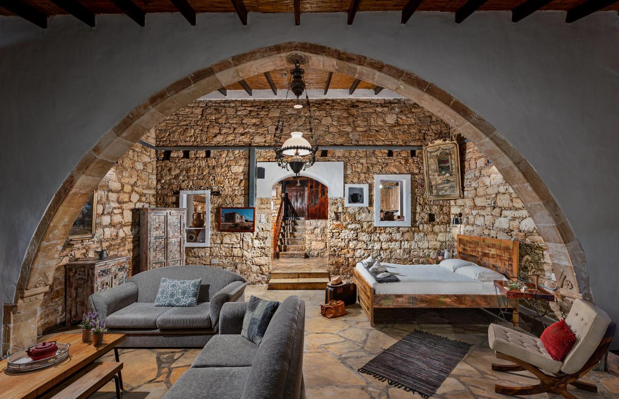 Oinoessa Traditional Boutique Guest Houses Lofou Eksteriør bilde