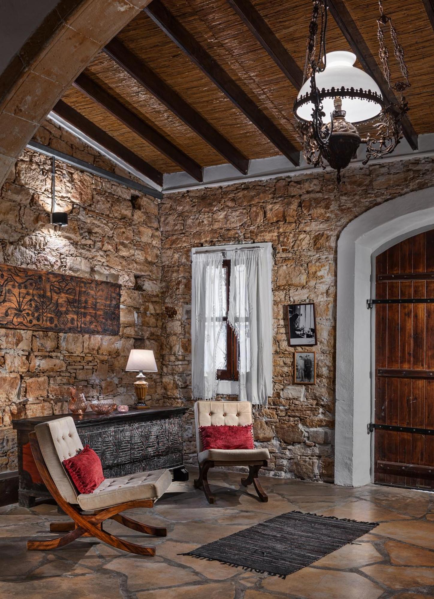 Oinoessa Traditional Boutique Guest Houses Lofou Eksteriør bilde