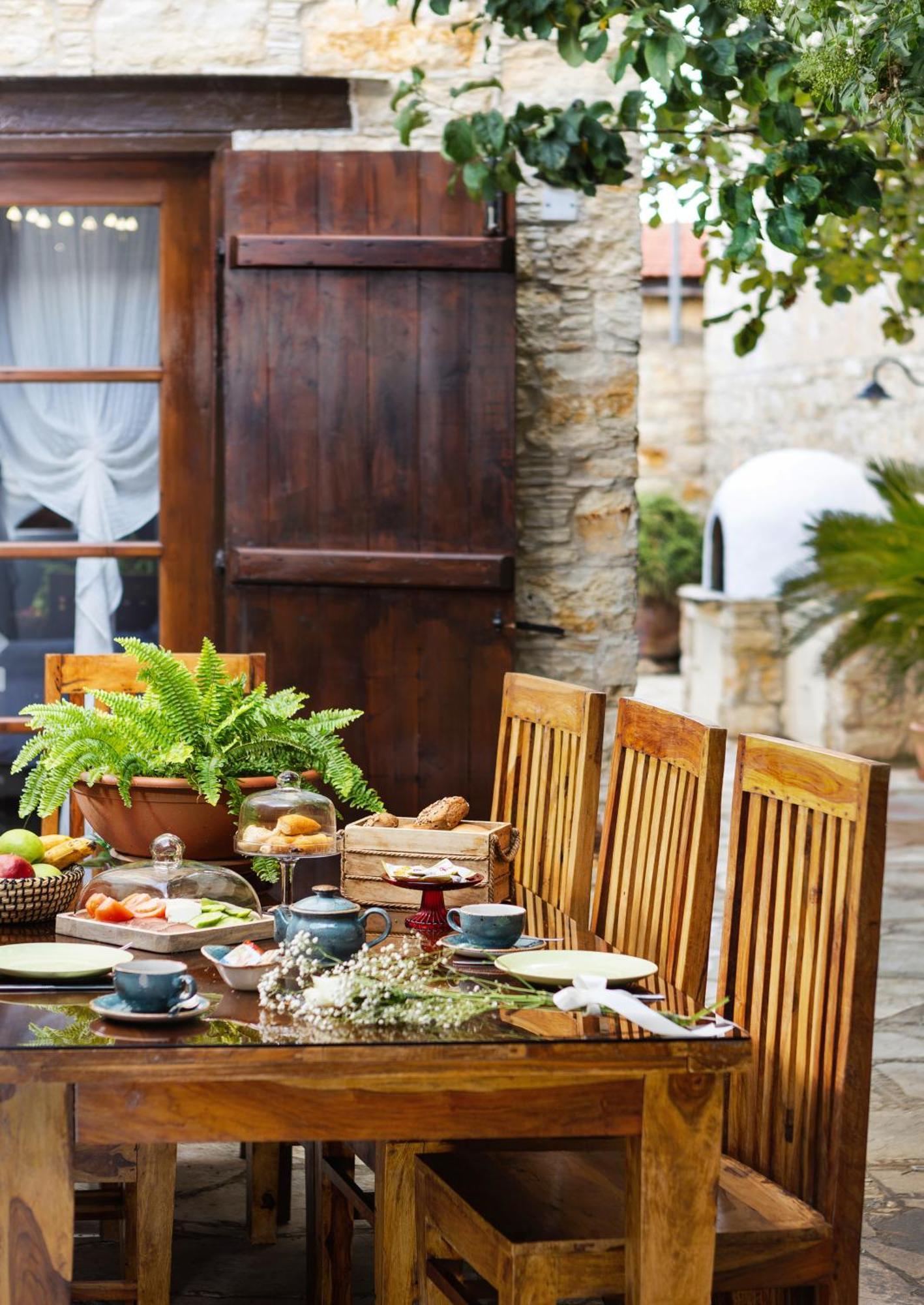 Oinoessa Traditional Boutique Guest Houses Lofou Eksteriør bilde
